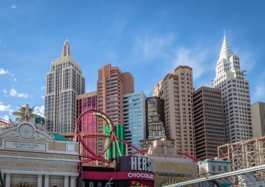 Las Vegas, Amerika Birleşik Devletleri - 22 Aralık 2016: New York New York Hotel and Casino Roller Coaster