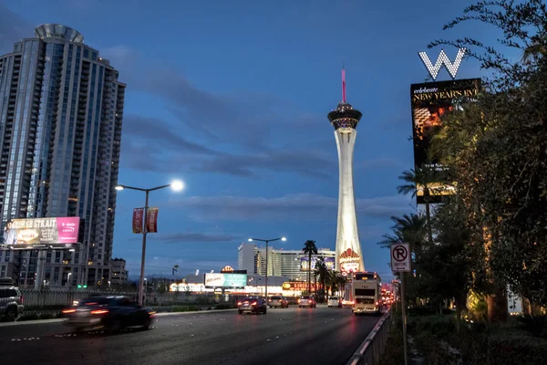 Las Vegas Usa นวาคม 2016 Stratosphere Hotel Casino ในเวลากลางค — ภาพถ่ายสต็อก