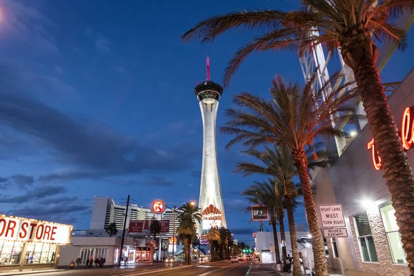 Las Vegas Diciembre 2016 Stratosphere Hotel Casino Por Noche — Foto de Stock
