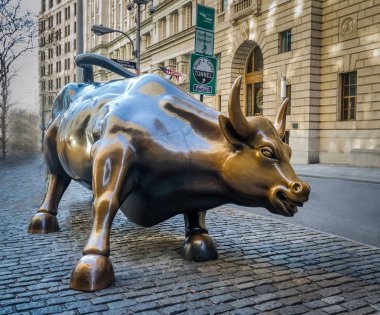 New York, ABD - 04 Aralık 2016: Wall Street boğa Scu şarj