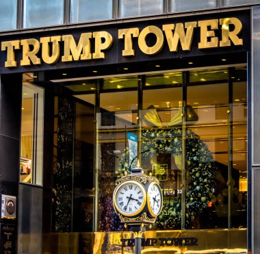 New York, ABD - 09 Aralık 2016: Trump Tower, cephe