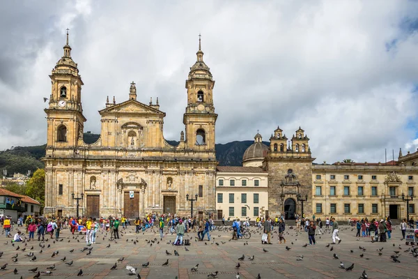 Bogotá Kolumbia 2016 Június Bolivar Square Katedrális Bogota Kolumbia — Stock Fotó