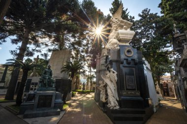 Buenos Aires, Arjantin - 12 Mayıs 2018: Recoleta Mezarlığı - Buenos Aires, Arjantin