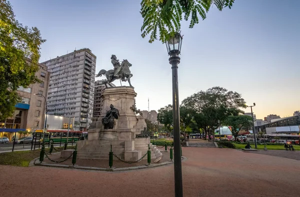 Buenos Aires, Arjantin - 11 Mayıs 2018 Palermo Plaza Italia - Buenos Aires, Arjantin