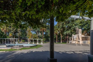 Mendoza, Arjantin - 19 Nisan 2018 Plaza Italia Meydanı - Mendoza, Arjantin