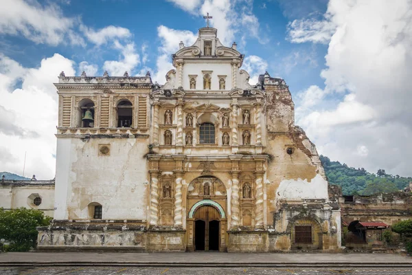 Iglesia San Francisco Antigua Guatemala —  Fotos de Stock