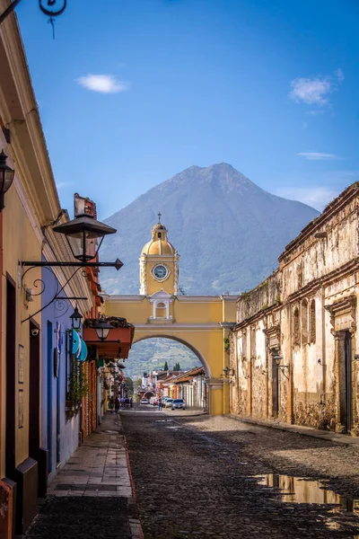 Santa Catalina Arch Ans Agua Vulkán Antigua Guatemala — Stock Fotó