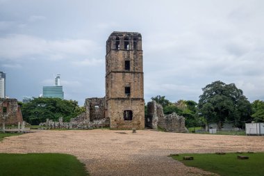 Panama Viejo Harabeleri - Panama City, Panama, Katedral Kulesi kalıntıları