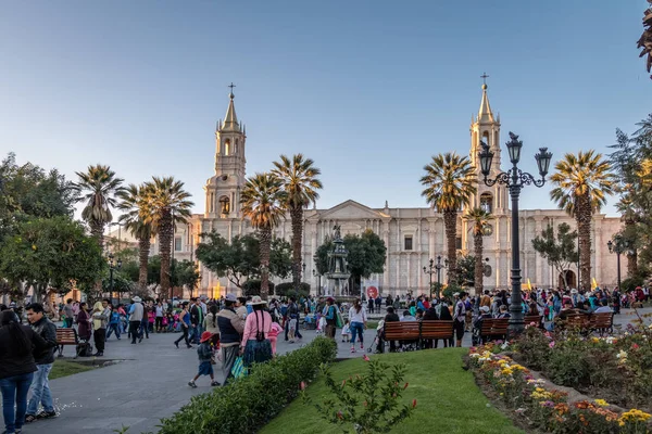 Arequipa Perú Mayo 2016 Plaza Armas Catedral Arequipa Perú — Foto de Stock