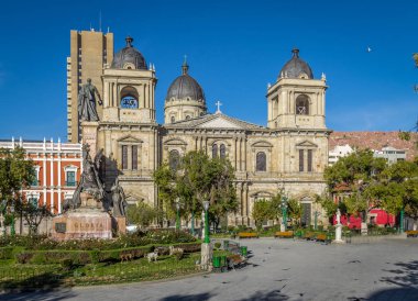 Plaza Murillo ve Büyükşehir Katedrali - La Paz, Bolivya