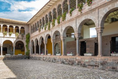 Santo Domingo Courtyard Qoricancha Inca adlı manastırı harabeleri - Cusco, Peru