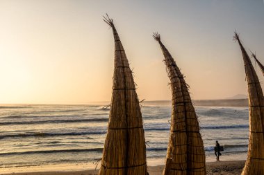 Huanchaco Beach and the traditional reed boats (caballitos de totora) - Trujillo, Peru