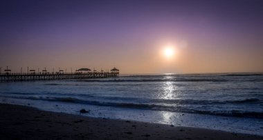 Huanchaco plaj ve iskele - Trujillo, Peru