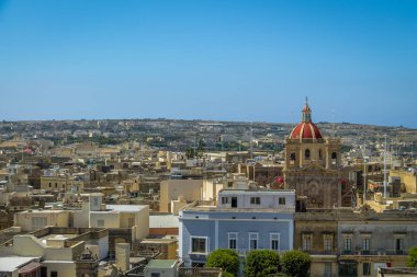 Victoria şehir kalenin - Victoria, Gozo, Malta görünümünden Saint George Bazilikası ile