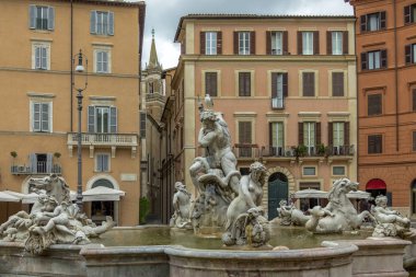 Neptün Çeşmesi, Piazza Navona - Roma, İtalya