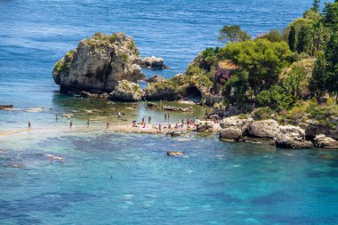 Isola Bella Adası ve beach - Taormina, Sicilya, İtalya