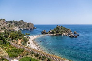 Isola Bella Adası ve beach - Taormina, Sicilya, İtalya havadan görünümü