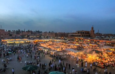 Jemaa el Fnaa kare akşam - Marakeş, Fas