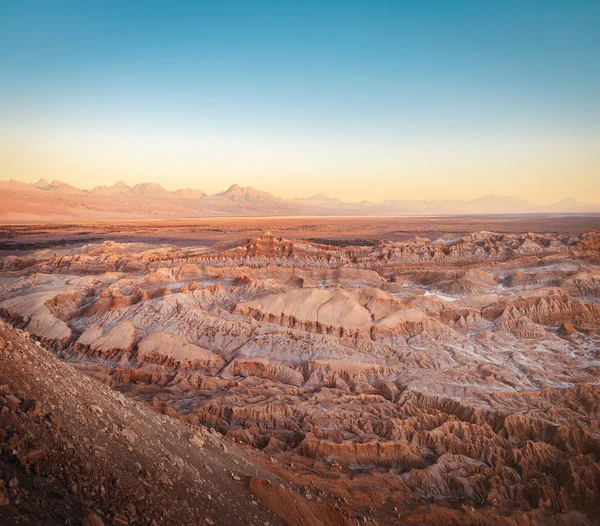日落时的死亡谷-智利阿塔卡马沙漠 — 图库照片