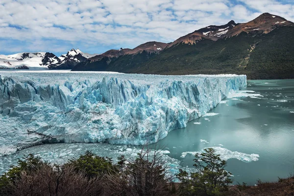 Perito Moreno gletsjer in het Nationaal Park Los Glaciares in Patagonië - El Calafate, Santa Cruz, Argentina — Stockfoto