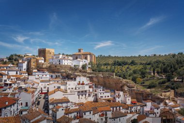 Setenil de las Bodegas 'ın hava manzarası - Setenil de las Bodegas, 