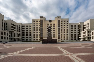 Hükümet Evi ve Lenin Anıtı - Minsk, Belarus