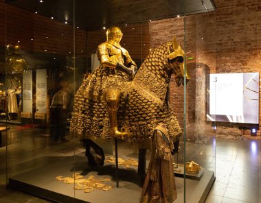 İsveç Kralı 'nın Stockholm Kraliyet Müzesi' ndeki savaş teçhizatı. Stockholm. İsveç 08.2019