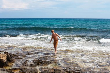 adam tarafından deniz, Kıbrıs, protaras, Mayıs 2018