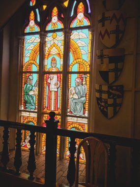 vitray pencereler, farklı renk cam güzel parıldayan ışık