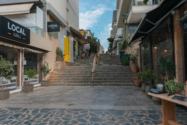 Yunanistan 'da ilginç eski merdivenler