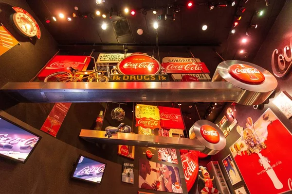 Mai 2019 Atlanta Coca Cola Museum Coloré Dans Style Rétro — Photo
