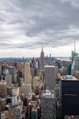 Usa. - New York. Mayıs 2019: ABD ile birlikte Amerika 'nın havadan manzarası. Manhattan - New York City Havacılık. Manhattan şehir merkezi. Panoramik manzara. Şehir finans bölgesi. New York silueti - Usa