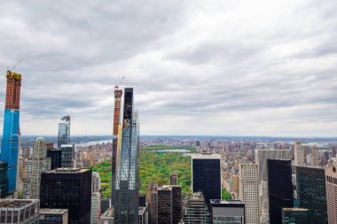 Usa. - New York. Mayıs 2019: ABD ile birlikte Amerika 'nın havadan manzarası. Manhattan - New York City Havacılık. Manhattan şehir merkezi. Panoramik manzara. Şehir finans bölgesi. New York silueti - Usa