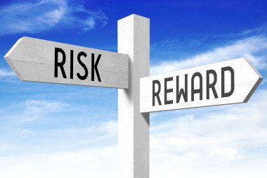 Risk, ödül - ahşap tabela