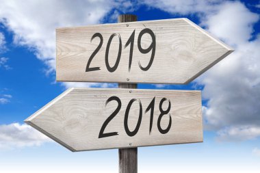 2018, 2019 - ahşap tabela