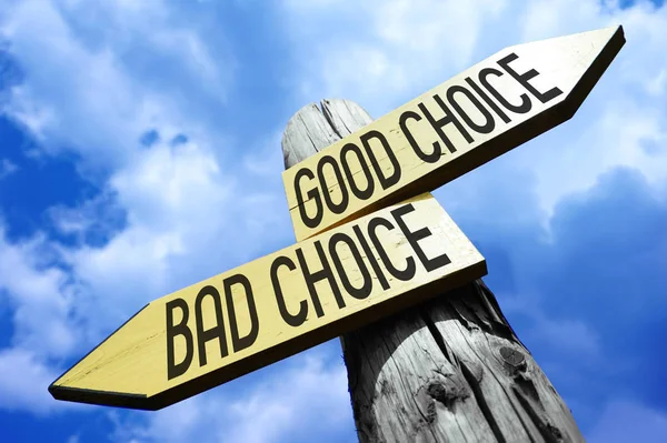 Good choice, bad choice - wooden signpost