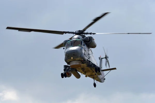 Chopper Militär Helikopter Flyger Luften — Stockfoto