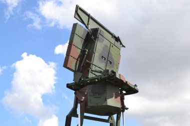 Askeri uçak radar, gökyüzü.