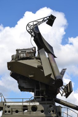 Askeri uçak radar, gökyüzü.