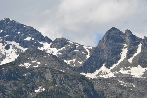 Στις Άλπεις Στην Αυστρία Χιόνι Βράχια Βουνοκορφές — Φωτογραφία Αρχείου