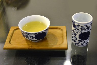 Çince Geleneksel bardak çay