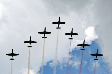 AIR - oluşumu uçan uçaklar