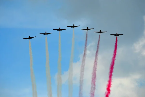 Aviones Volando Aire Formación —  Fotos de Stock