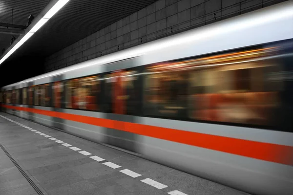 Metro Praga República Checa — Fotografia de Stock