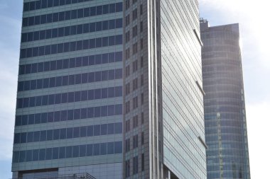 Gökdelen, Varşova, Polonya