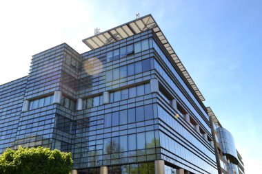 Modern ofis binası - cephe