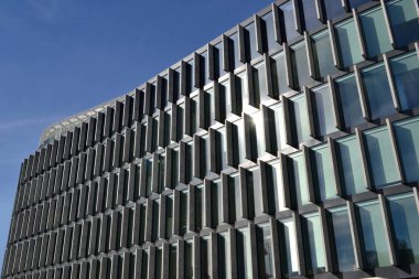 Modern ofis binası - cephe