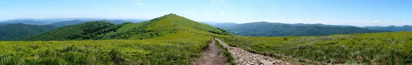 Bieszczadach, górach Połoniny - panorama — Zdjęcie stockowe