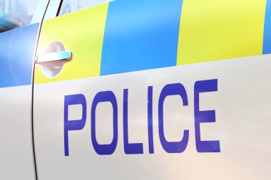 Polis arabası kapı-kaza/suç haberleri/haber-UK