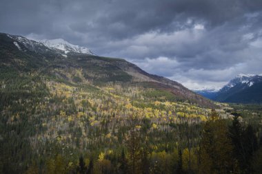 Rocky Dağları'nin kar kaplı